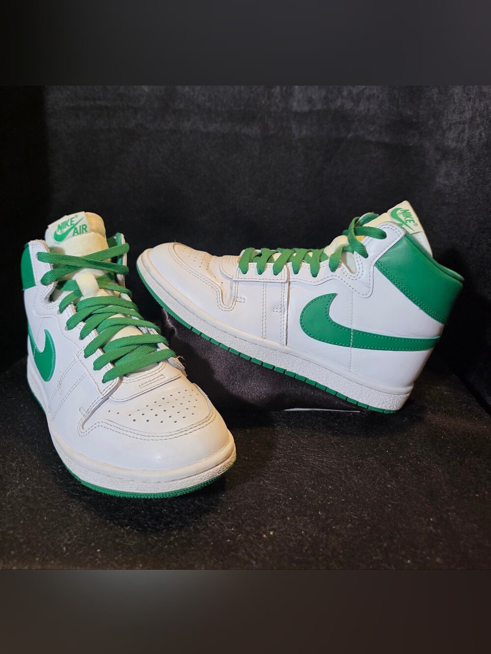 Jordan Mens White and Green High-Top Sneakers Size 7.5/ Womens Size 9